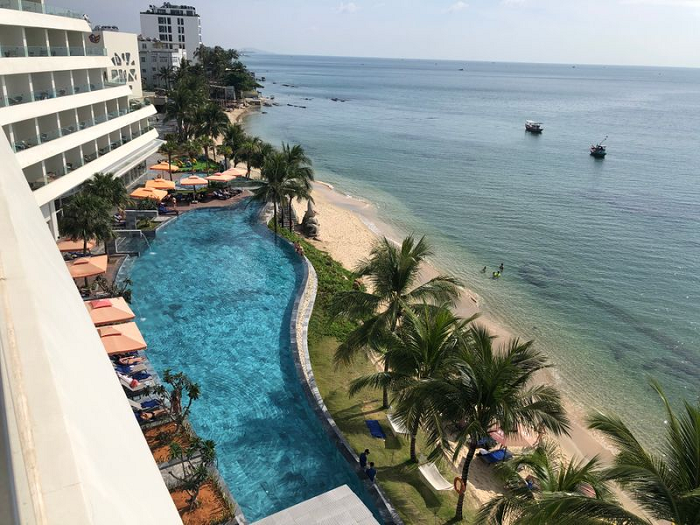 Khách sạn Seashells Phú Quốc sở hữu view nhìn thẳng ra biển tuyệt đẹp